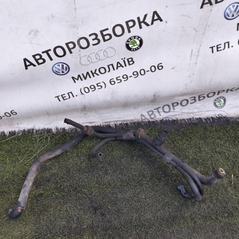 Шланг ГПК, низького тиску, від бачка до насосу 7H0422889J VAG