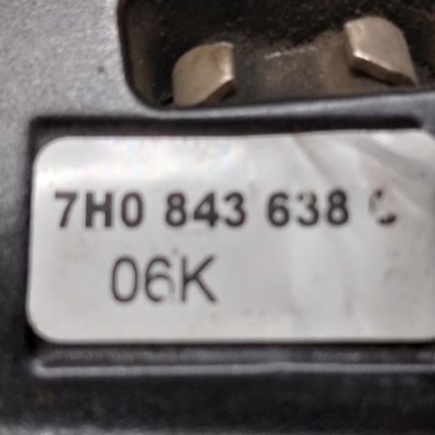 Обмежувач зсувних дверей, верхній на кузові 7H0843638C VAG