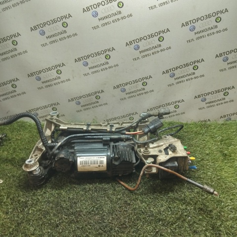 Компресор пневмопідкачкою (амортизаторів) 7L0616006C VAG