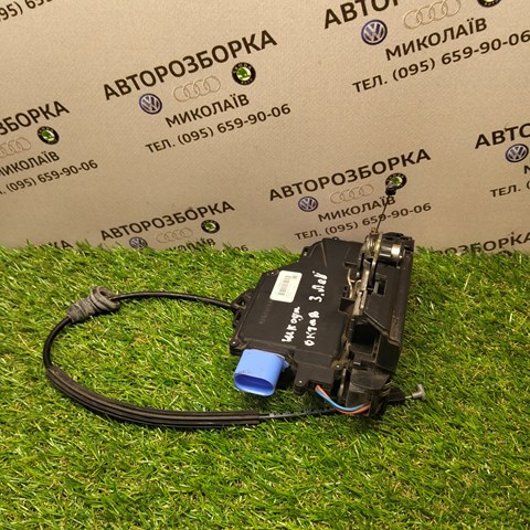 Замок задніх дверей, лівих 7L0839015D VAG