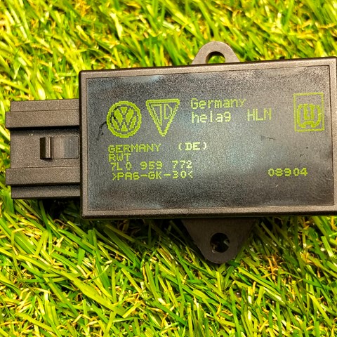Датчик підігріву сидіння 7L0959772 VAG