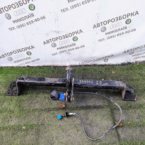 Траверс фаркопа 7L6803921P VAG