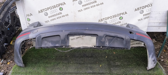 Бампер задній 7L6807421 VAG