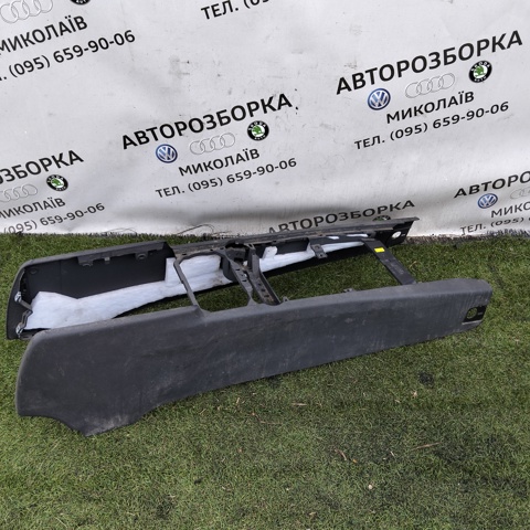 Консоль центральна панелі керування 7L6863243K VAG