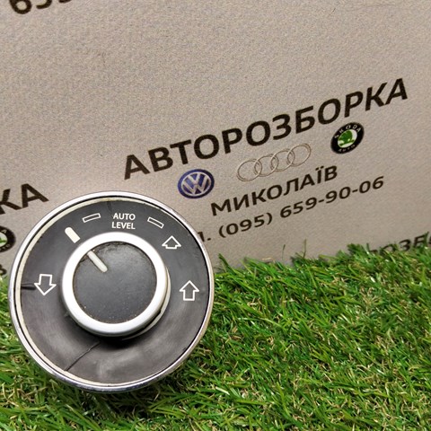 Перемикач регулювання дорожнього просвіту 7L6927135C VAG