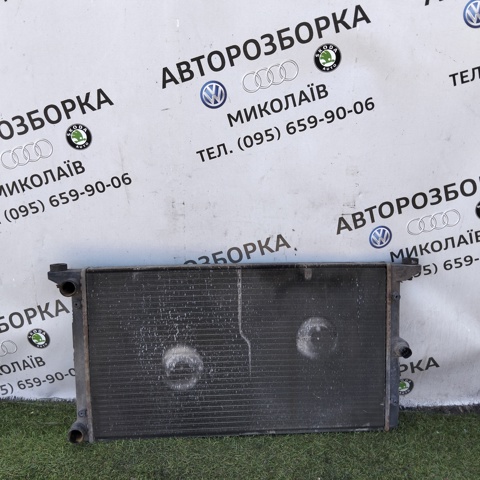 Радіатор водяний 7M0121253B VAG
