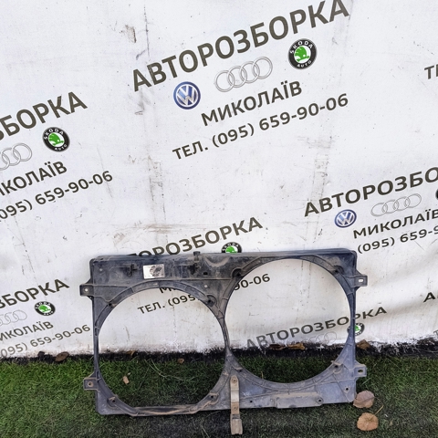 Дифузор вентилятора 7M3121203 VAG