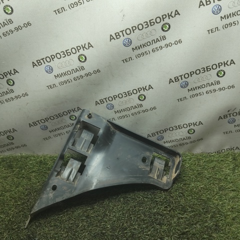Напрямна переднього бампера, ліва 7M3807183A VAG
