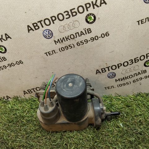 Блок керування круїз-контролем 811907325 VAG