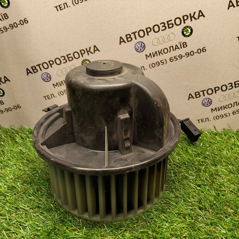 Вентилятор грубки 893819021 VAG