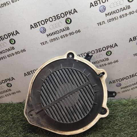 Динамік передній 8E0035411 VAG