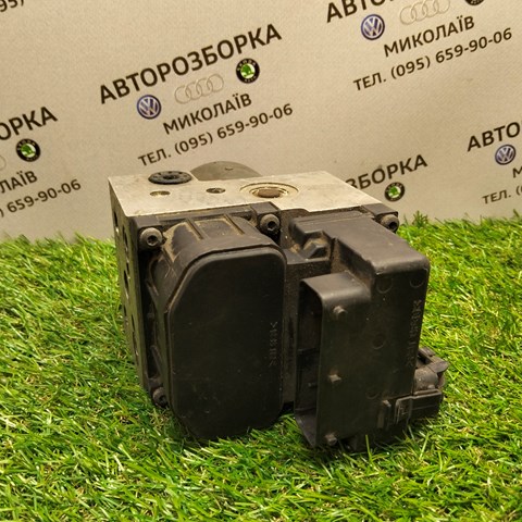 Блок керування АБС (ABS) 8E0614111 VAG