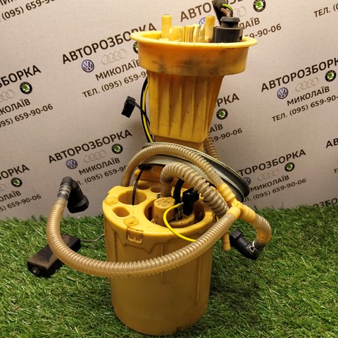 Насос занурювальний в баці 8E0919050F VAG