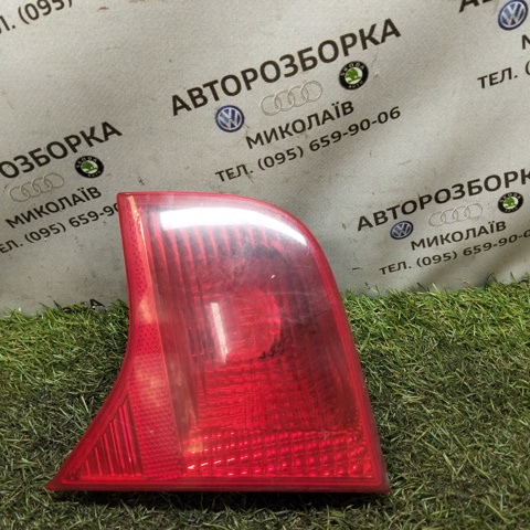 Ліхтар задній внутрішній правий 8E5945094A VAG