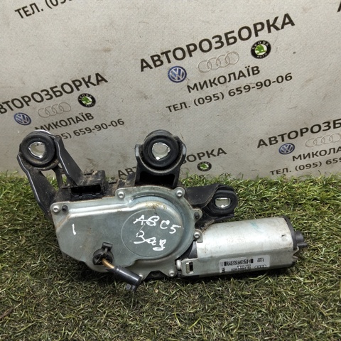 Двигун склоочисника заднього скла 8L0955711B VAG