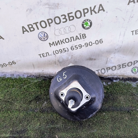 Підсилювач гальм вакуумний 8R0612103D VAG
