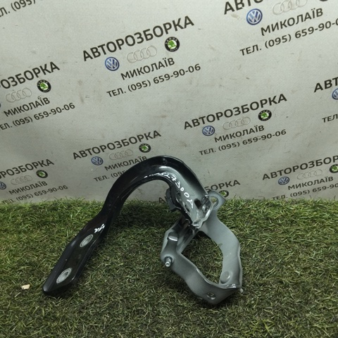 Навішування двері задньої (і механізм урівноваження замка дверей задка) 8R0827300A VAG