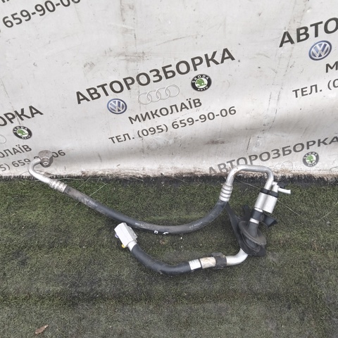 Трубопроводи 8T0260707B VAG