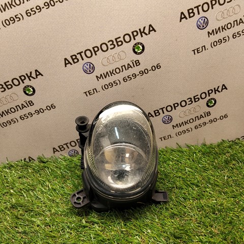 Протитуманка ліва 8T0941699 VAG