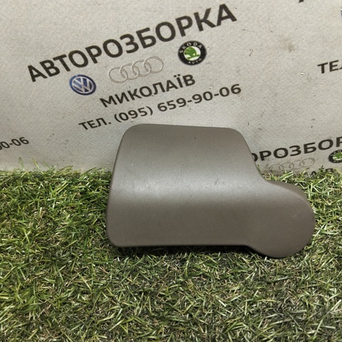 Ручка відкриття капота 8T1823533 VAG