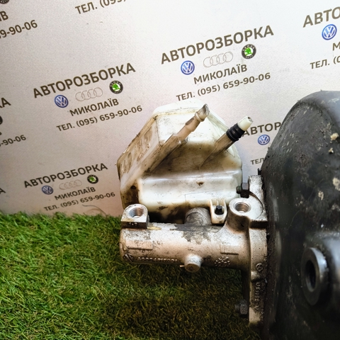 Циліндр головний гальма (Гідротормоз) Фольксваген Крафтер 30-35