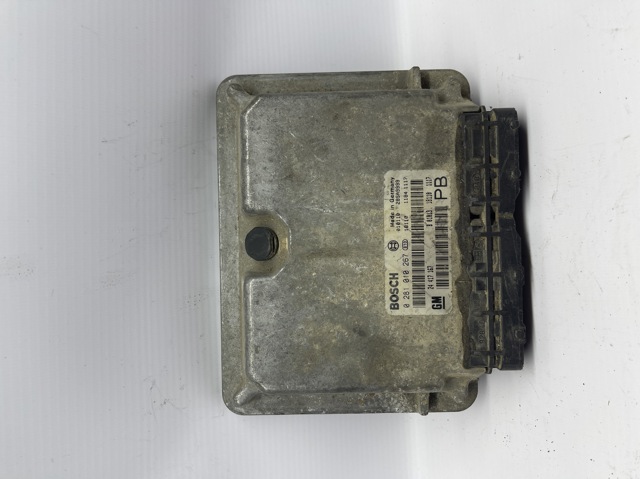 Модуль управління двигуном 0281010267 BOSCH
