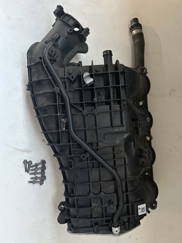 Колектор впускний 11618603914 BMW