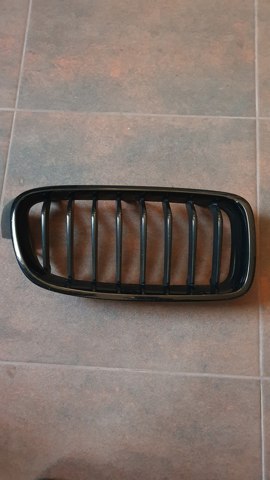 Решітка 18801310 BMW