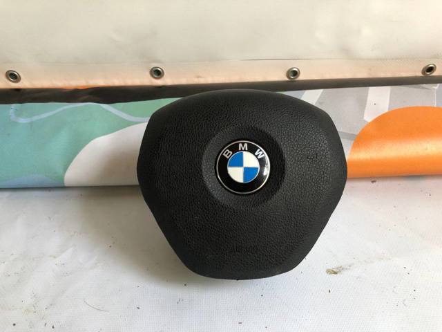 Подушка в кермі 32306871095 BMW