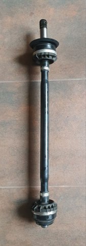Піввісь задня, права 33208666074 BMW