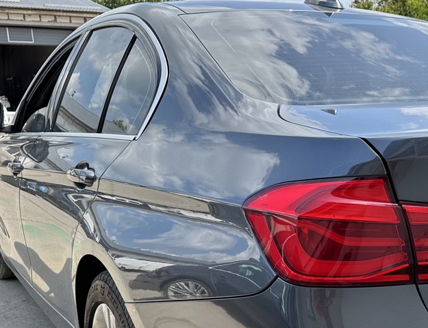 Крило заднє 41007298171 BMW