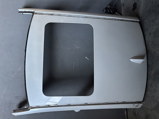 Дах кабіни (кузова) 41007488124 BMW