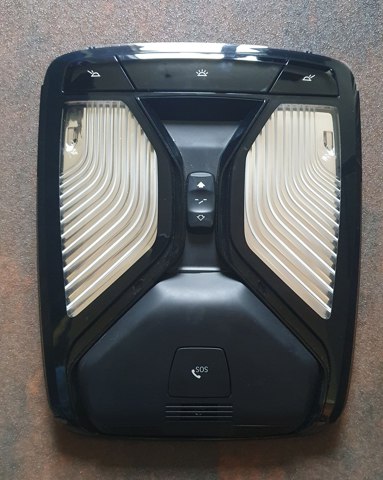 Плафон освітлення кабіни 61315A8A112 BMW