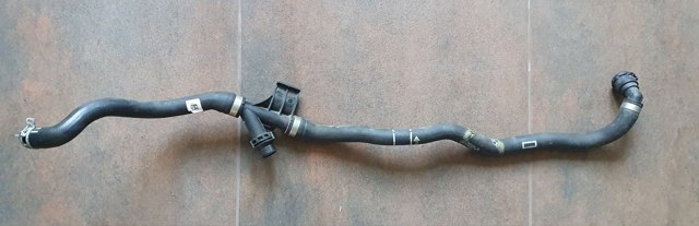 Шланг/патрубок системи охолодження 64219398959 BMW