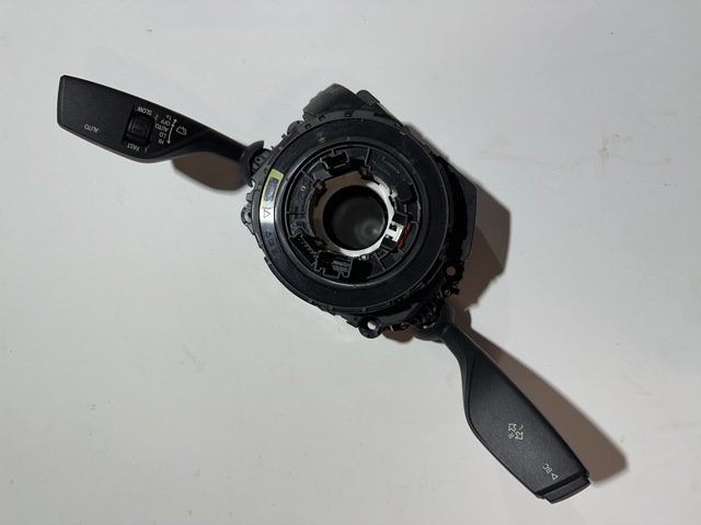Перемикач підрульовий, в зборі 9253746 BMW