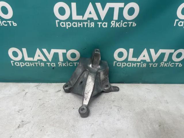 Подушка (опора) двигуна, ліва 112530003R RENAULT