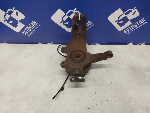Цапфа поворотна права 1477861 FORD