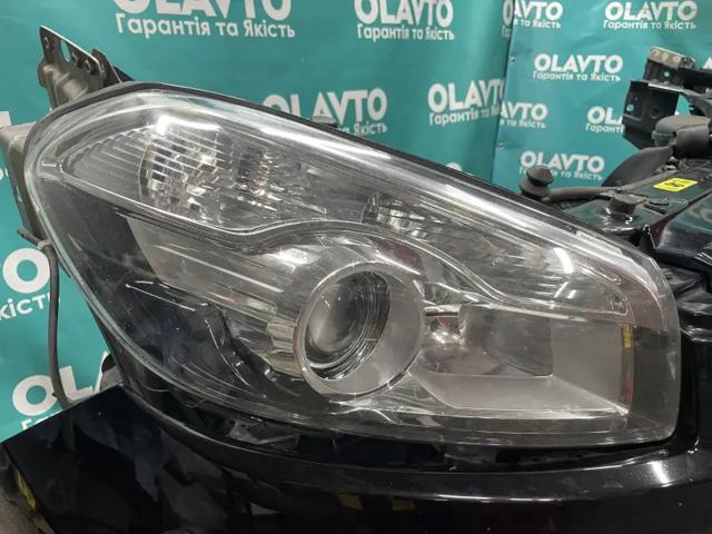 Фара правая 26010BR00B NISSAN