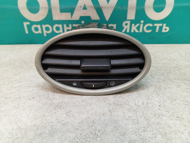 Вентиляція передка 4M51A014L21AE FORD