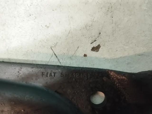 Ролик дверей бічних/зсувних, лівий нижній 51943940 FIAT