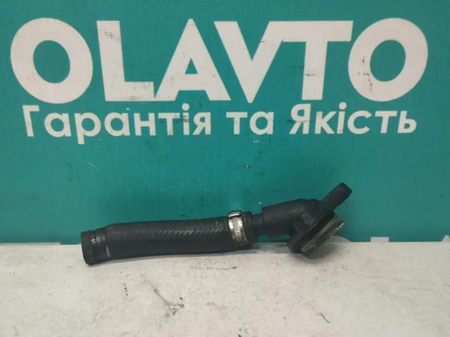 Водяний патрубок FT61507 FAST