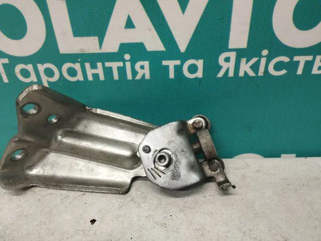 Ролик двері бічної/зсувної, правий верхній FT95371 FAST