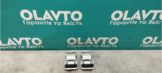 Петля задньої (двостулкової) двері, права верхня YC15V42982AH FORD