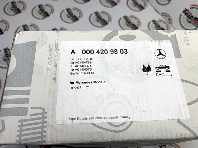 Колодки гальмівні дискові комплект 0084203820 MERCEDES