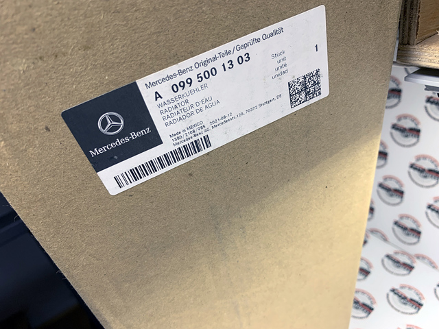 Радіатор основний 0995001303 MERCEDES