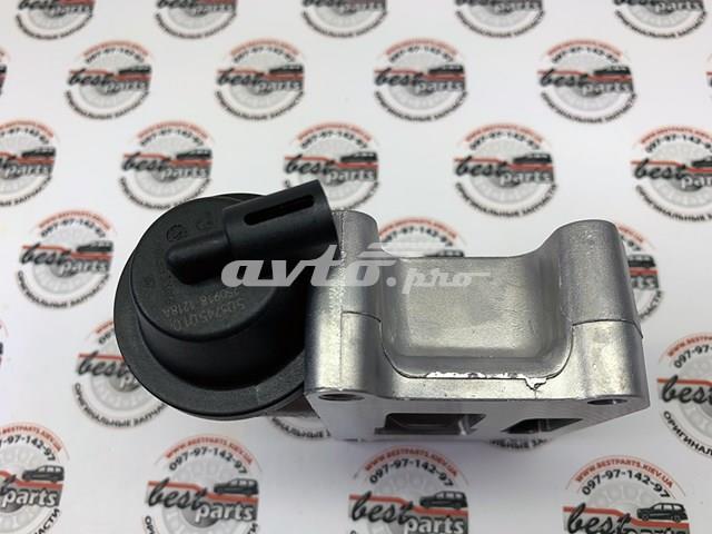 Кришка клапана реціркуціі ОГ / EGR 31219277 VOLVO