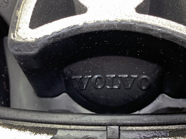 Права опора двигуна 31430441 VOLVO