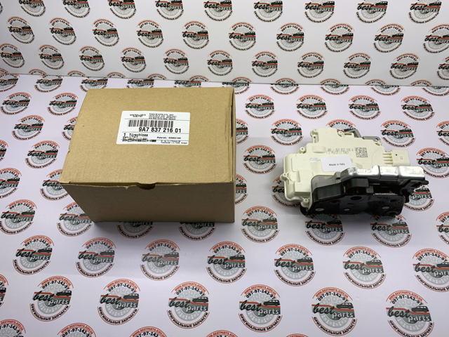 Замок двері правої передньої 8J1837016A PORSCHE