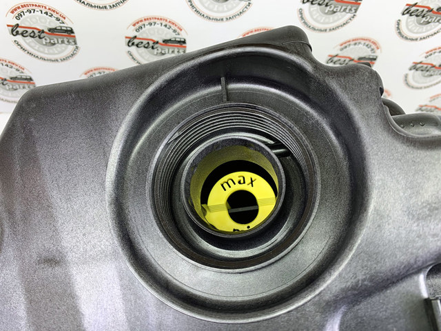 Бачок розширювальний 95510614722 PORSCHE