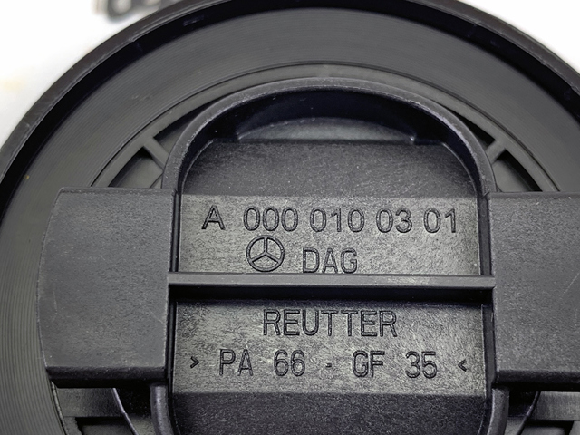 Кришка маслозаливной горловини A0000101485 MERCEDES